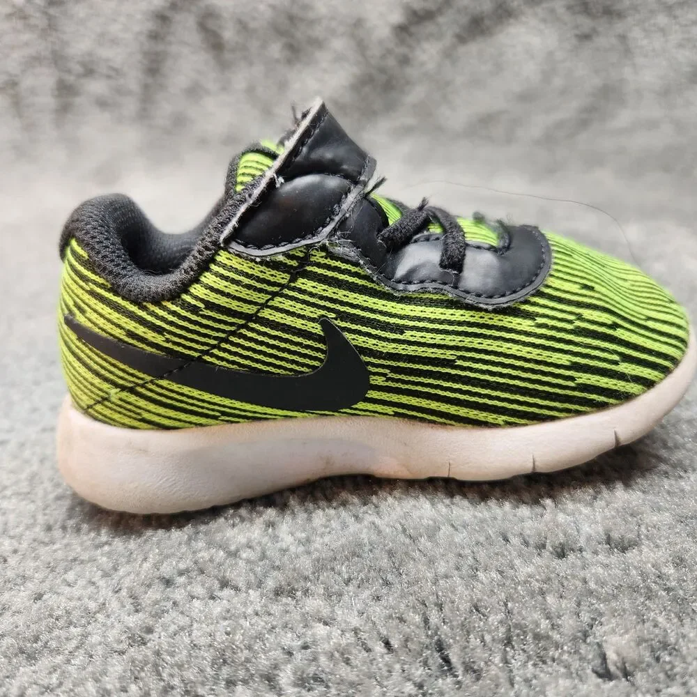 Nike Tanjun SE Baby Toddler Shoes Size 6C Green Running Walking Sneakers Comfort